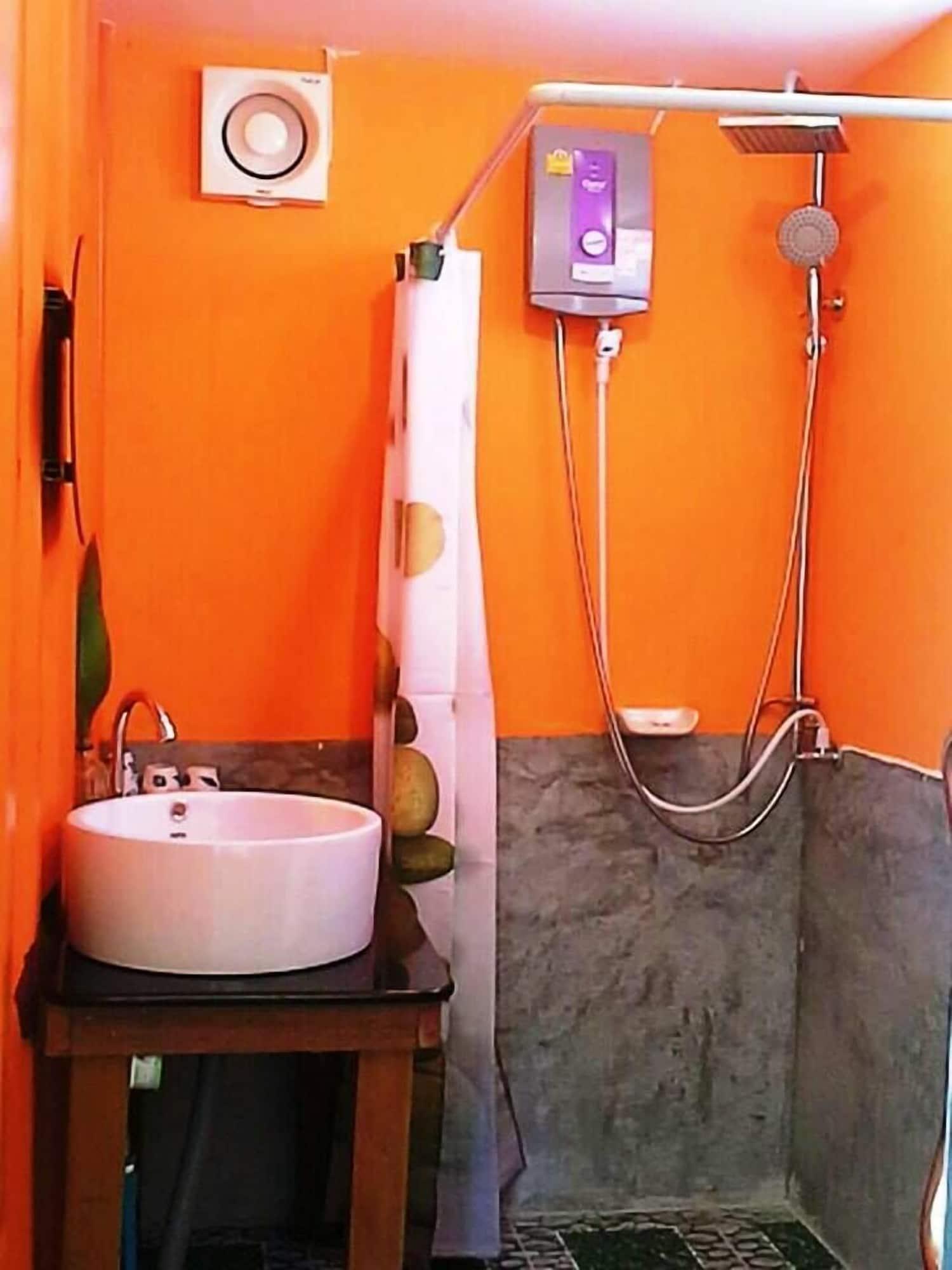 Think & Retro Cafe Lipa Noi Samui Hostel Екстериор снимка