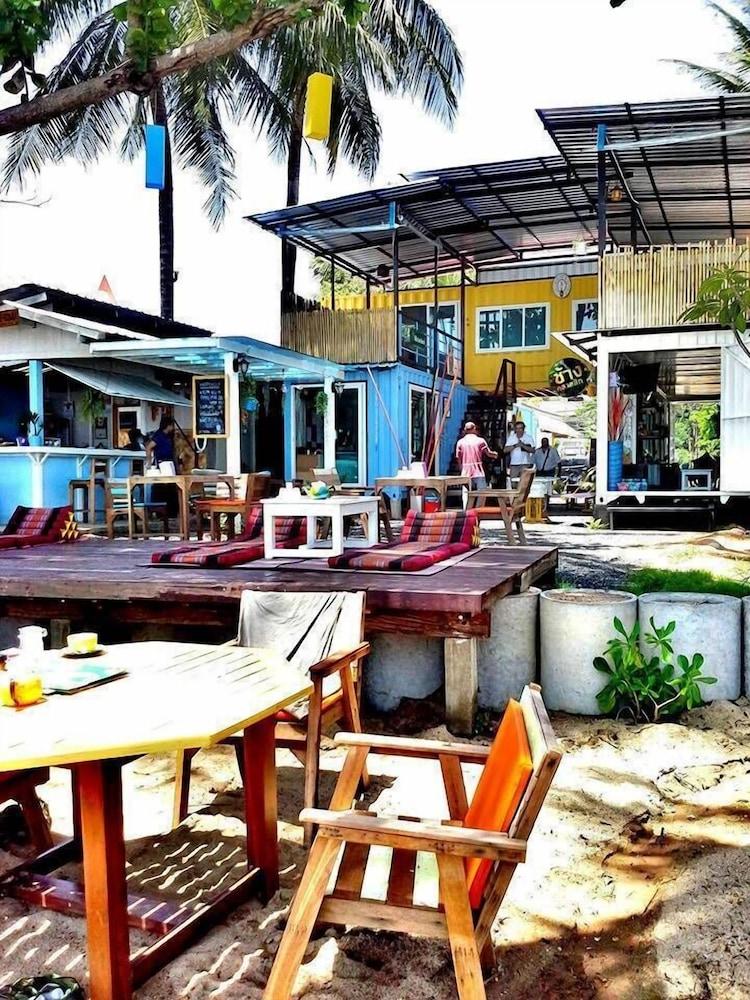 Think & Retro Cafe Lipa Noi Samui Hostel Екстериор снимка